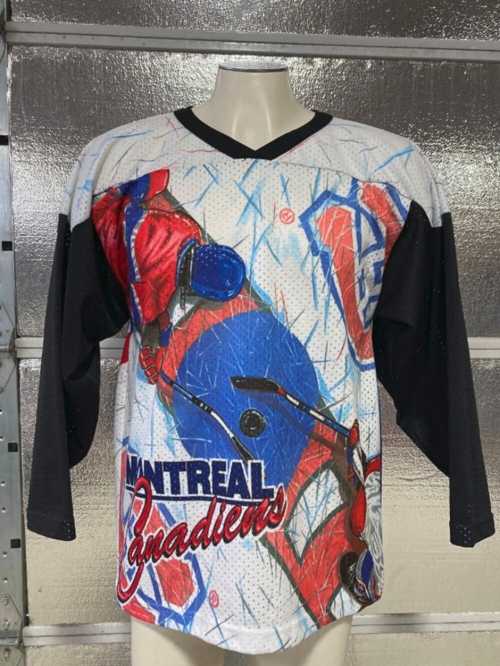 Montreal Canadiens Hockey Jersey - Mens S/M - CCM Vintage